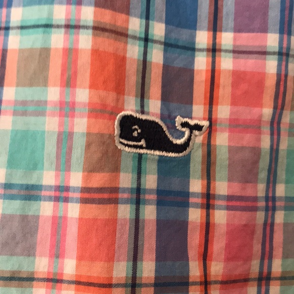 Men’s size small Vineyard Vines Whale Shirt - Picture 3 of 4